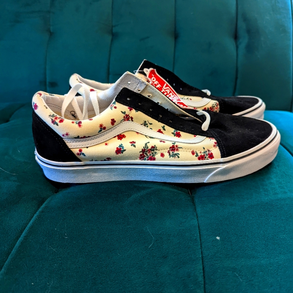 NWT floral old skool vans 11.5